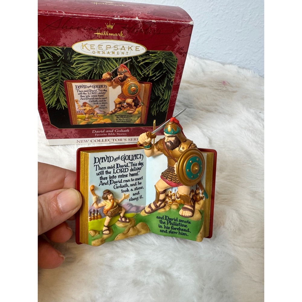 1999 Hallmark Keepsake David and Goliath Favorite Bible Stories Ornament QX6447